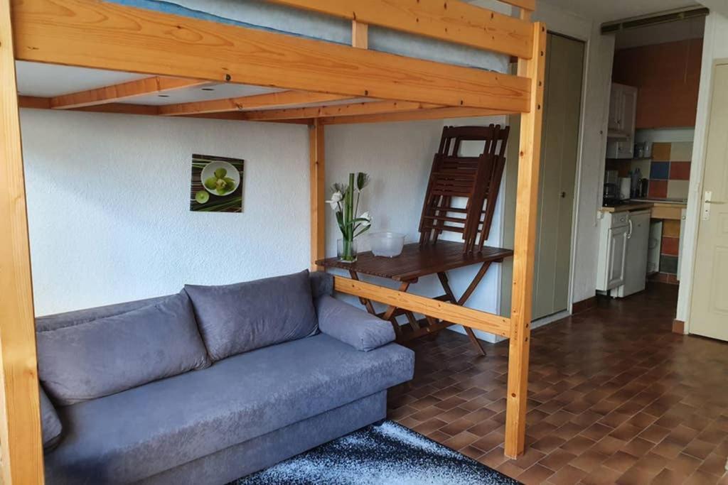 Studio Cabines 6 Couchages 150 M De La Plage Et A Quelques Secondes Des Commerces Wifi Gratuit La Grande Motte Exteriör bild